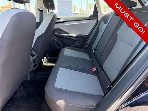 Used 2024 Volkswagen Taos S FWD image 7