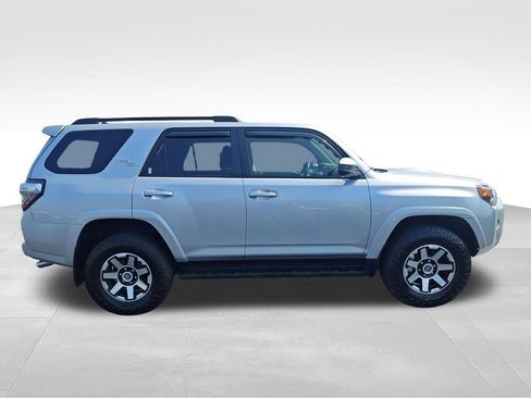 Used 2019 Toyota 4Runner TRD Off-Road AWD/4WD image 6