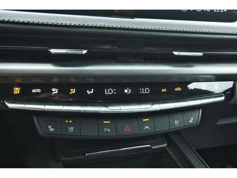 Used 2024 Cadillac XT4 Premium Luxury w/ Active Safety Package image 13