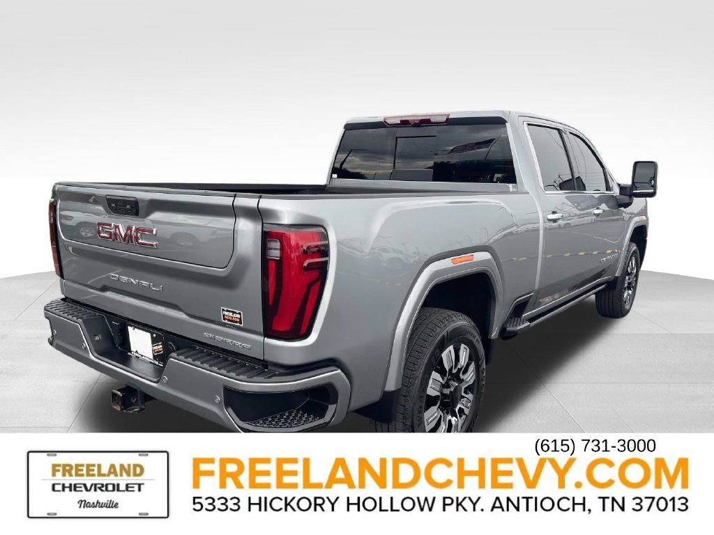 Used 2024 GMC Sierra 2500 Denali w/ Denali Reserve Package AWD/4WD image 3