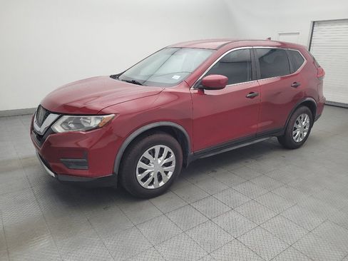 Used 2017 Nissan Rogue S FWD image 2