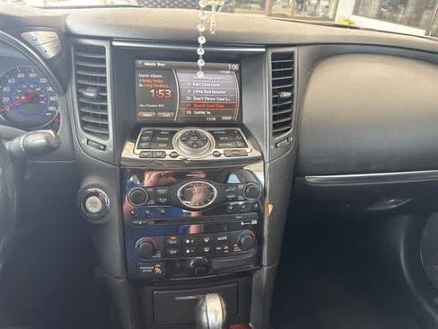 Used 2009 INFINITI FX35 AWD w/ Navigation Pkg image 14