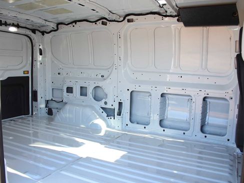 New 2024 Ford Transit 250 Low Roof image 19