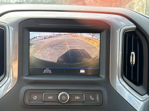 Used 2021 Chevrolet Silverado 1500 Custom image 20