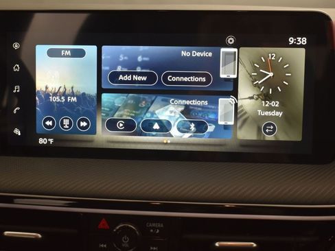 New 2025 Nissan Kicks SR image 10