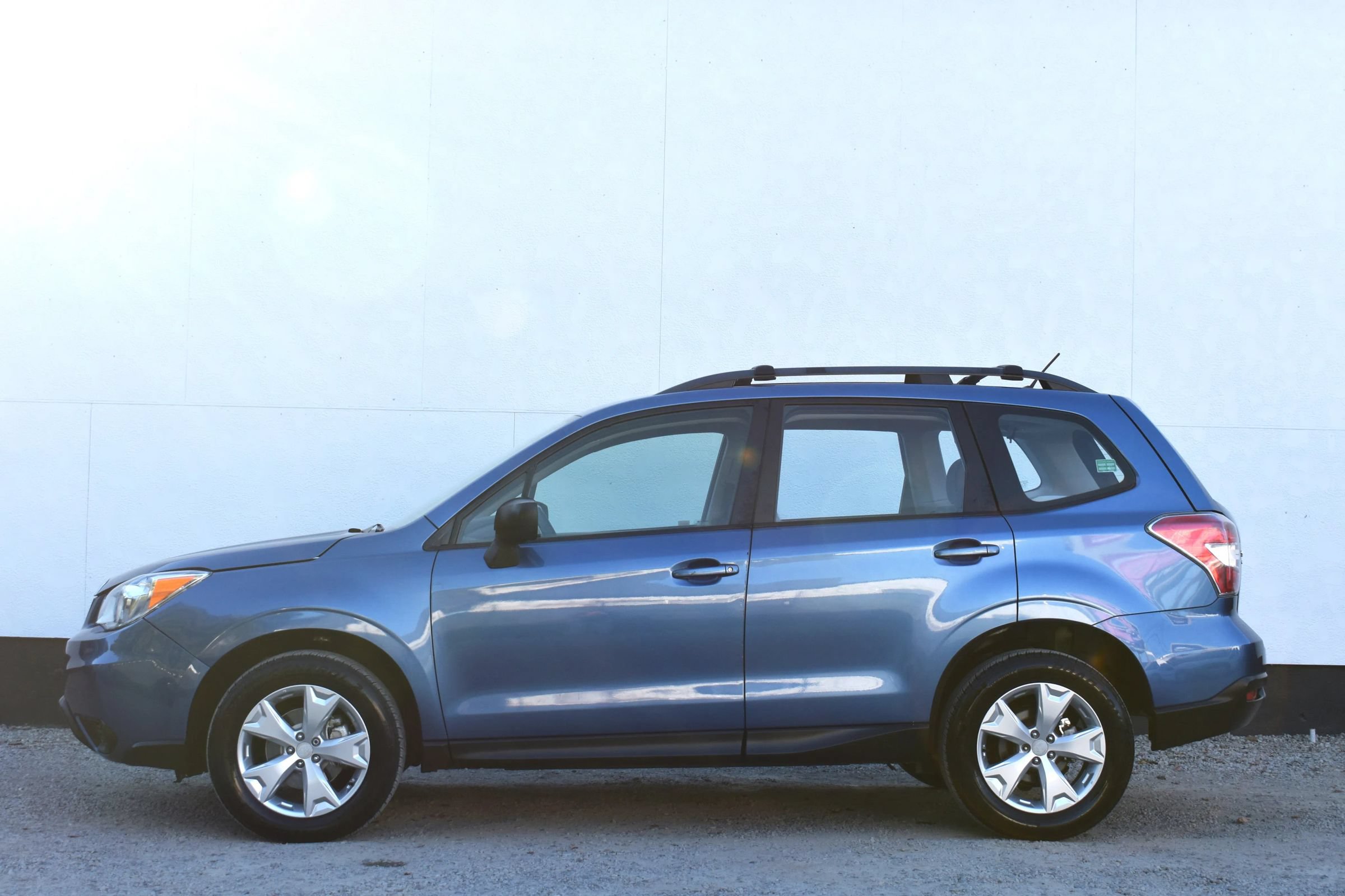 Used 2015 Subaru Forester 2.5i w/ Alloy Wheel Package AWD/4WD image 8