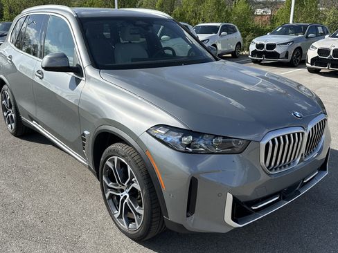Used 2026 BMW X5 xDrive40i image 2
