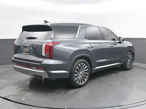 Used 2023 Hyundai Palisade Calligraphy FWD image 7