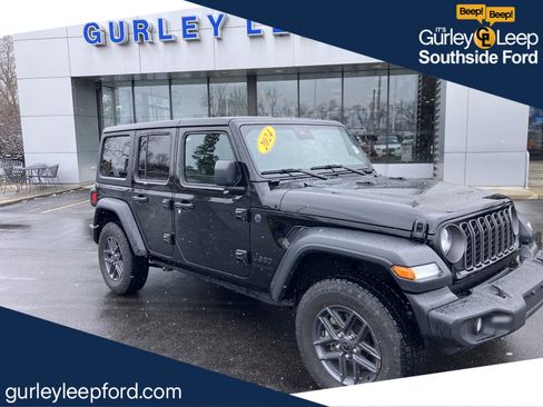 Used 2024 Jeep Wrangler Sport S image 1