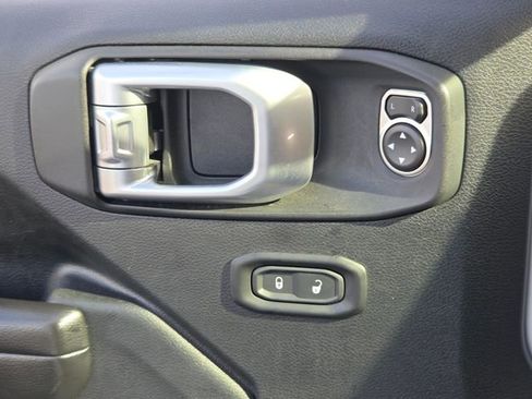 Used 2020 Jeep Wrangler Unlimited Sport AWD/4WD image 27
