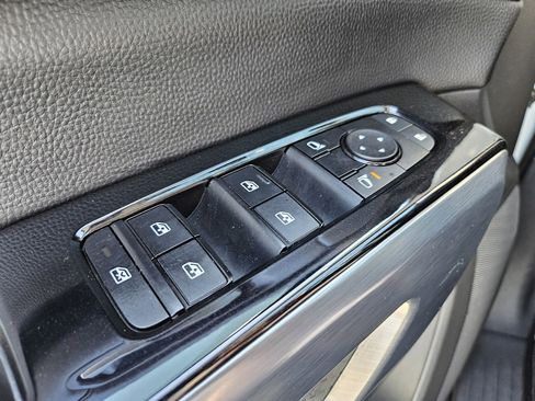 Used 2022 Nissan Pathfinder SL w/ SL Premium Package AWD/4WD image 15