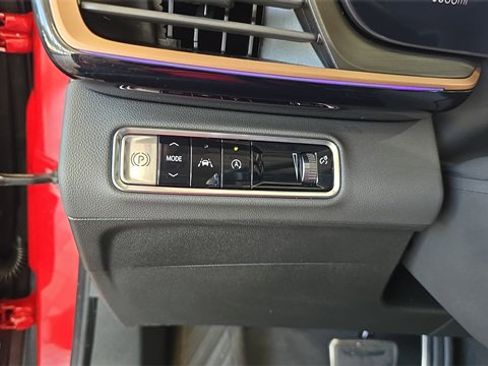 Used 2025 Buick Envision Sport Touring image 25