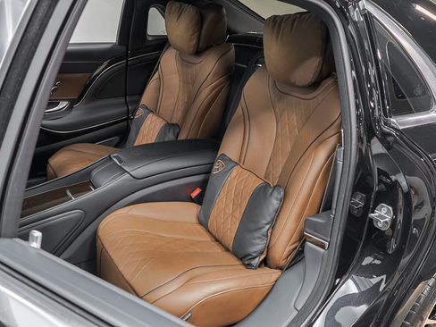 Used 2019 Mercedes-Benz Maybach S 560 4MATIC image 65