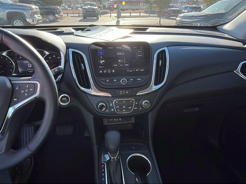 Certified 2024 Chevrolet Equinox LT image 19