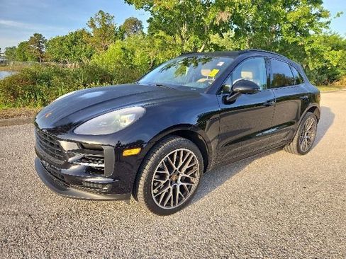 Used 2020 Porsche Macan S AWD/4WD image 1