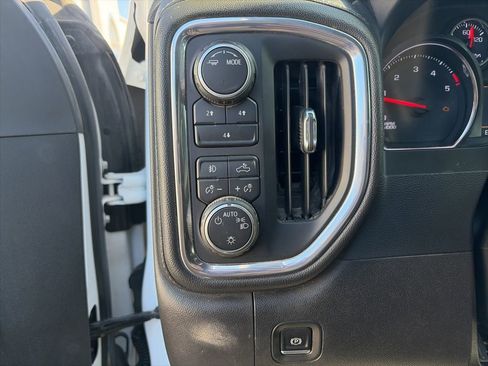 Used 2023 Chevrolet Silverado 2500 LT w/ Convenience Package image 15
