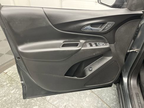 Used 2020 Chevrolet Equinox LT image 6