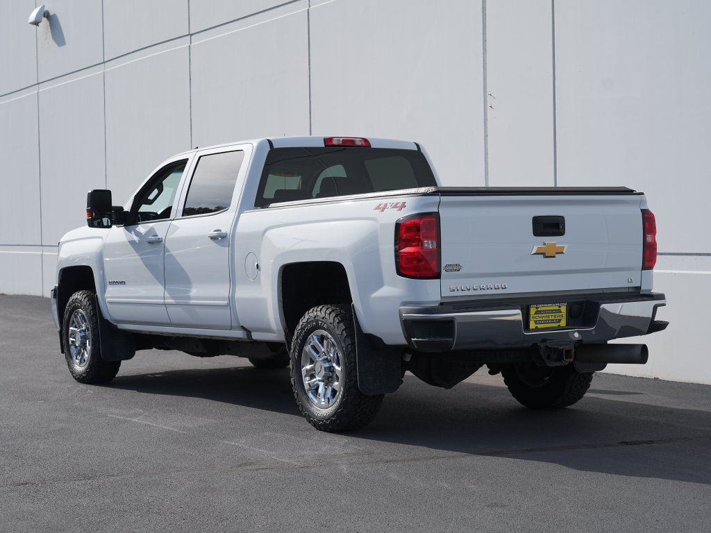 Used 2018 Chevrolet Silverado 2500 LT AWD/4WD image 5
