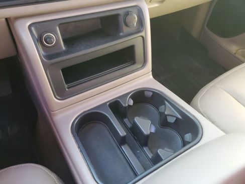 Used 2006 Chevrolet Avalanche Z71 w/ Sun And Sound Package image 23