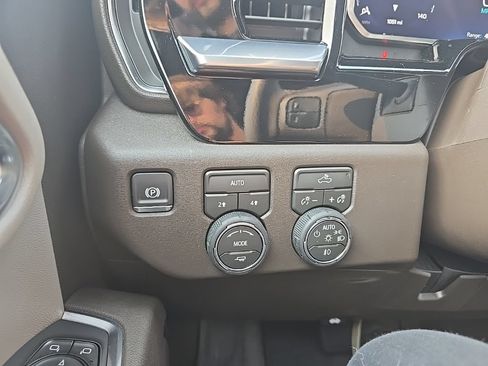 Used 2026 Chevrolet Silverado 1500 RST w/ RST Select Package AWD/4WD image 20