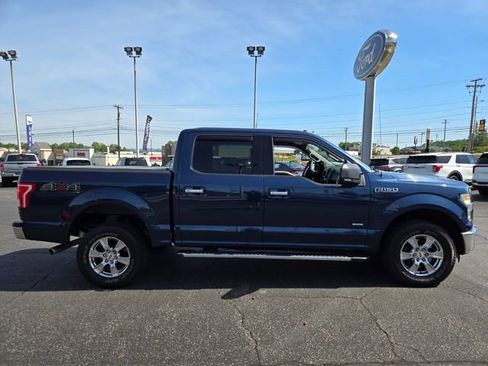 Used 2015 Ford F150 XLT w/ Equipment Group 301A Mid AWD/4WD image 9