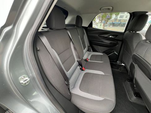 Used 2025 Chevrolet TrailBlazer LT FWD image 33