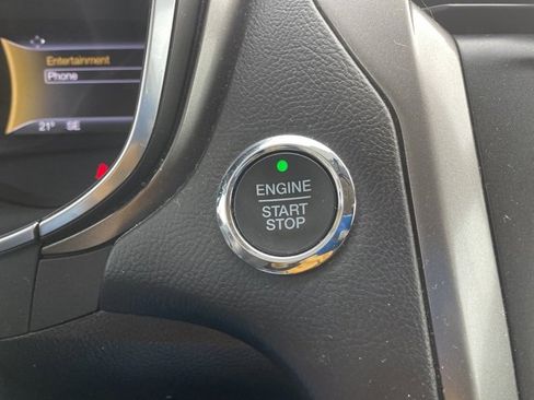 Used 2017 Ford Fusion SE w/ Fusion SE Technology Package image 39