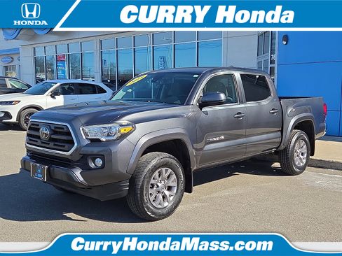 Used 2018 Toyota Tacoma SR5 image 1