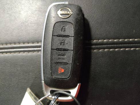 Used 2025 Nissan Sentra S FWD image 32