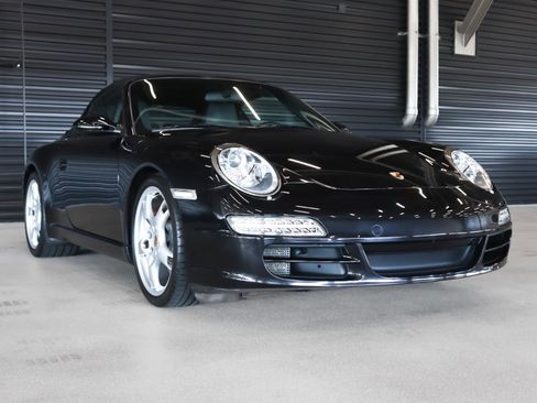 Used 2006 Porsche 911 Carrera S image 7