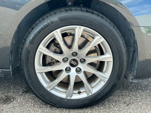 Used 2023 Audi A4 2.0T Premium w/ Convenience Package image 43