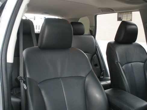 Used 2013 Subaru Outback 2.5i Limited AWD/4WD image 30