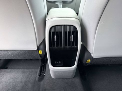 Used 2024 Hyundai Kona SEL FWD image 18