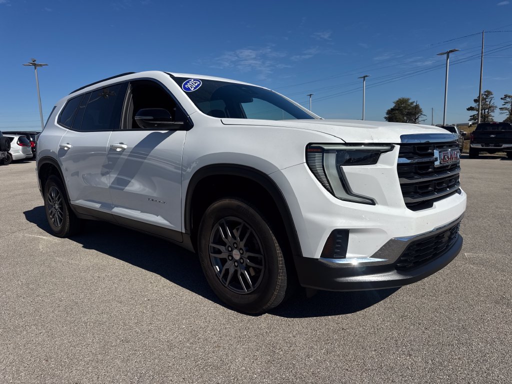 Used 2025 GMC Acadia Elevation FWD image 10