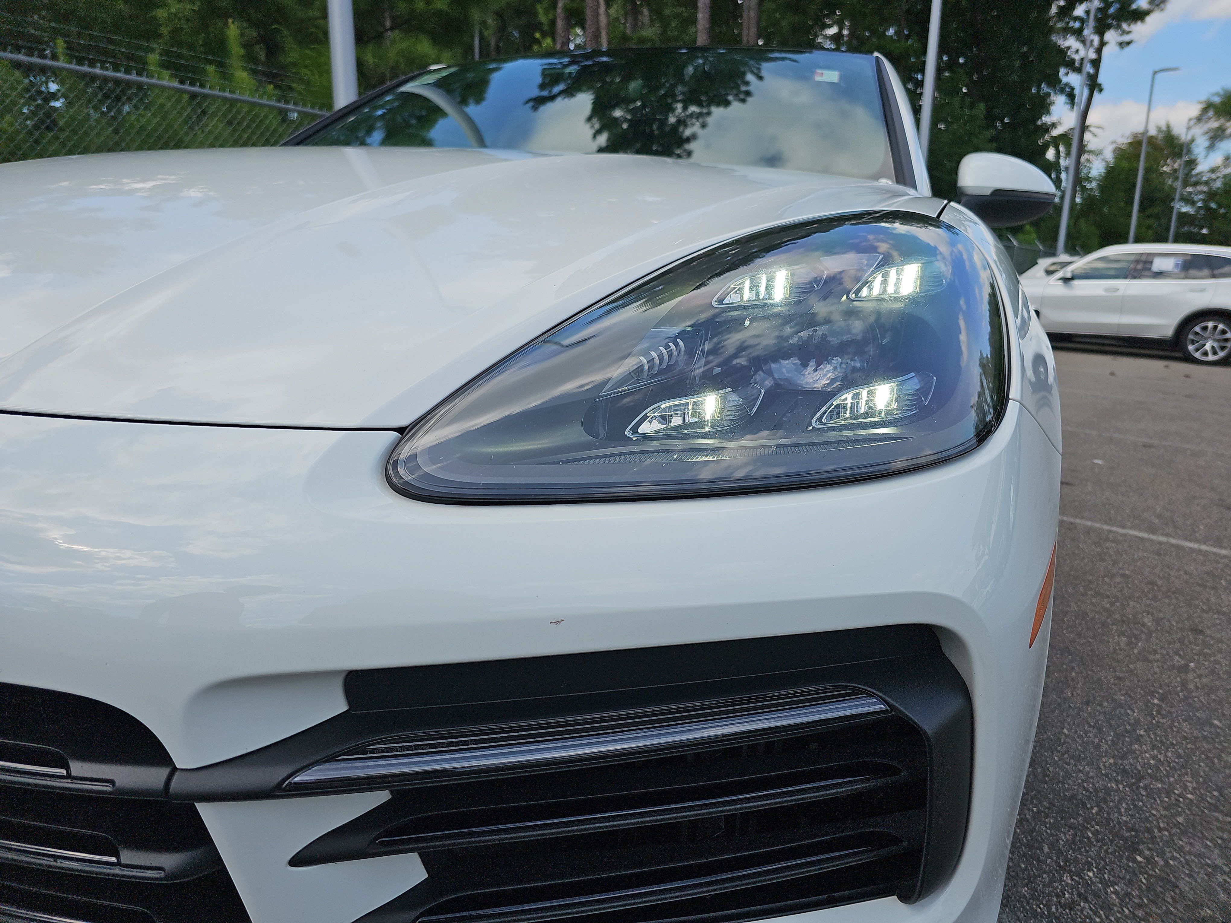 Used 2021 Porsche Cayenne Coupe AWD/4WD image 33
