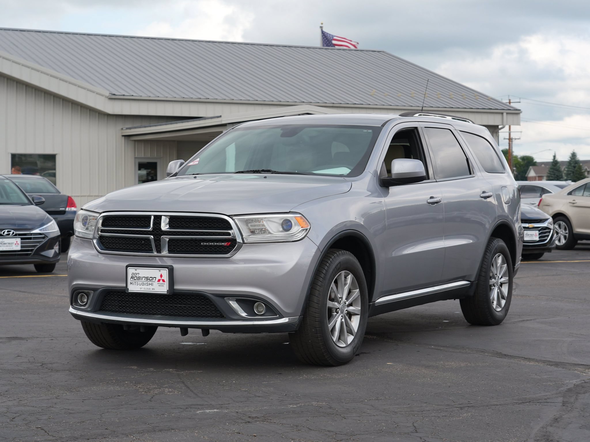 Used 2016 Dodge Durango SXT w/ Quick Order Package 23B AWD/4WD image 8