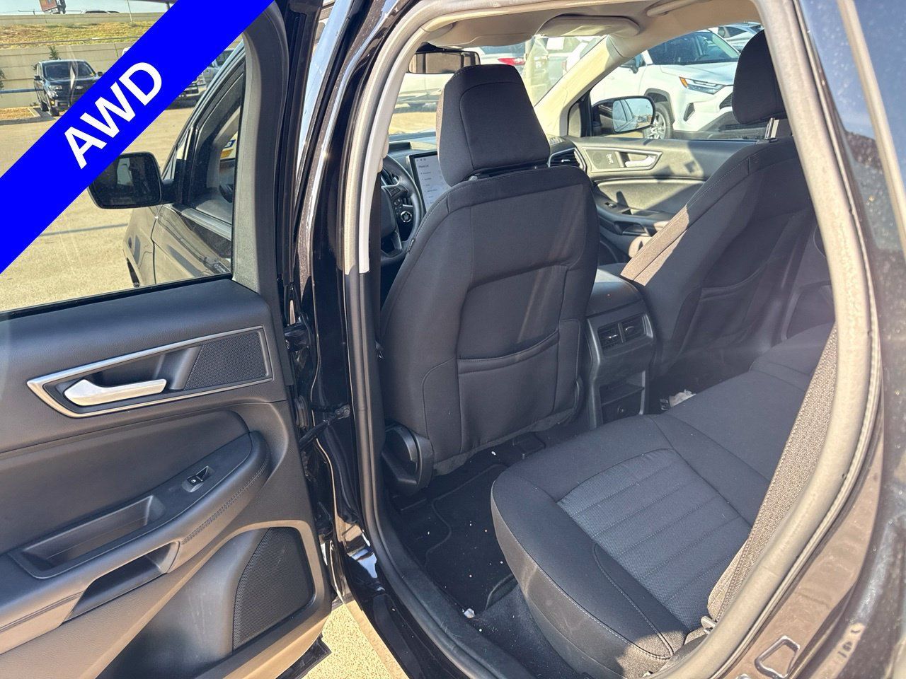 Used 2024 Ford Edge SE w/ Black Appearance Package AWD/4WD image 7