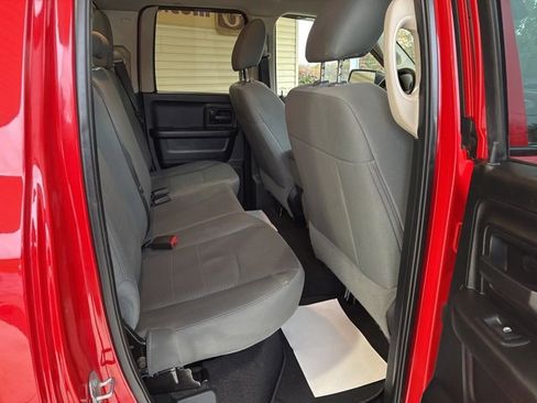 Used 2017 RAM 1500 Express image 15