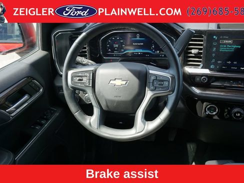Used 2024 Chevrolet Silverado 1500 LT AWD/4WD image 15