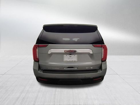 Used 2024 GMC Yukon SLE w/ Gmc Pro Safety Plus Package AWD/4WD image 6