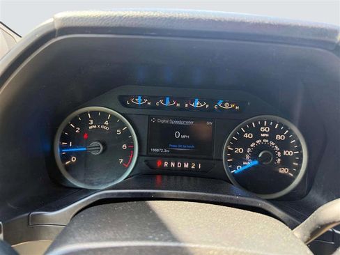 Used 2015 Ford F150 XLT w/ Equipment Group 301A Mid image 27