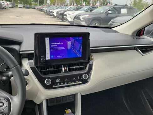 Certified 2023 Toyota Corolla Cross LE FWD image 18