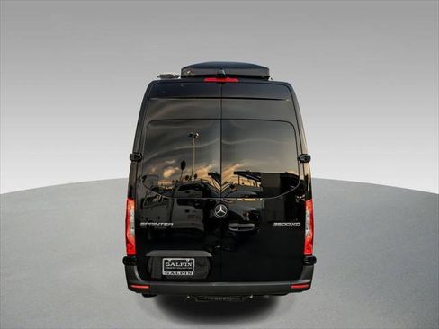 Used 2019 Mercedes-Benz Sprinter 170 image 3