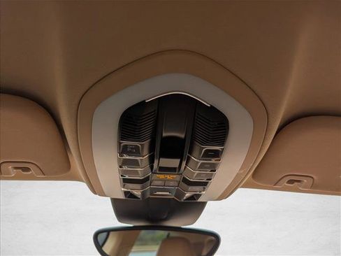 Used 2015 Porsche Panamera 4S image 21