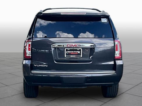 Used 2016 GMC Yukon Denali w/ Open Road Package AWD/4WD image 5