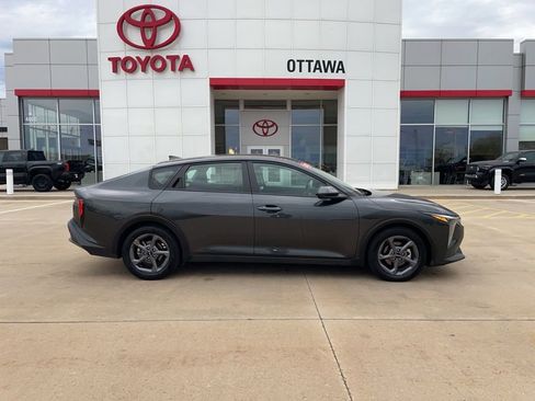 Used 2025 Kia K4 FWD image 4