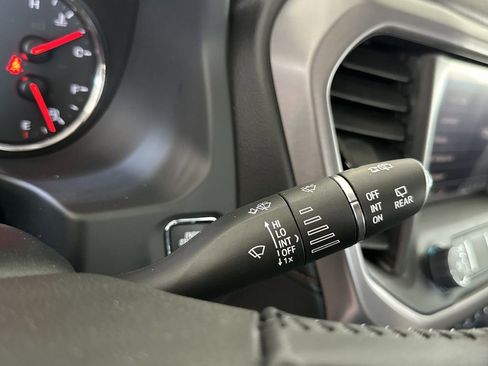 Used 2022 GMC Acadia AT4 w/ Technology Package image 24