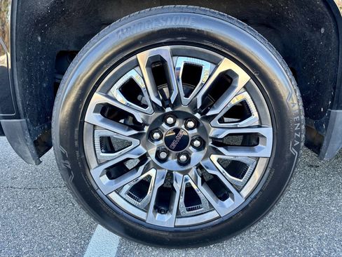 Used 2023 GMC Sierra 1500 Denali Ultimate image 19