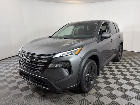 Certified 2026 Nissan Rogue SV w/ Cold Weather Package AWD/4WD image 2