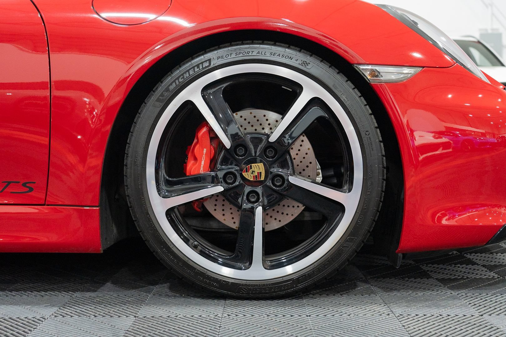 Used 2016 Porsche Boxster GTS RWD image 15